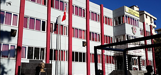 The Suadiye Hacı Mustafa Tarman Anadolu Lisesi site