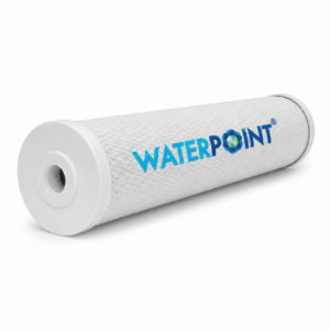 فلتر كربون 20 بوصة Big Blue CTO، منظر أفقي؛ هيكل مغطى بشبكة وشعار Water Point وغطاء طرفي أبيض بفتحة مركزية